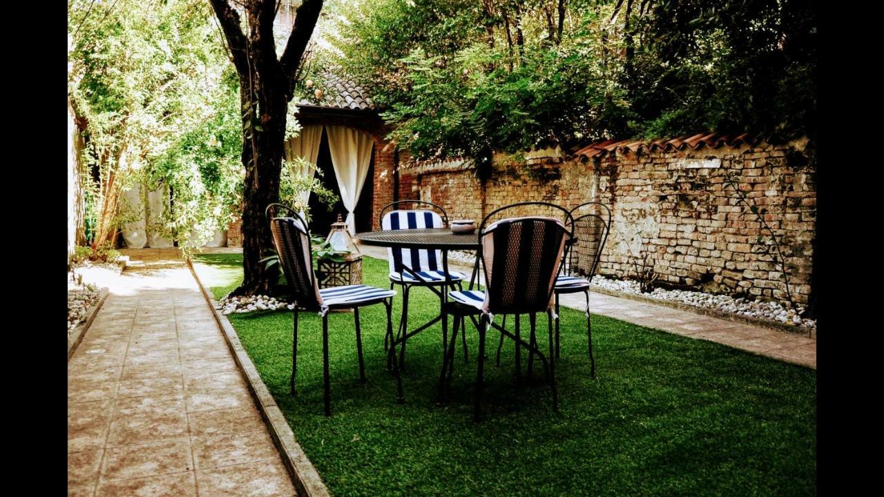 Villa Garden Vittoria Cremona Esterno foto